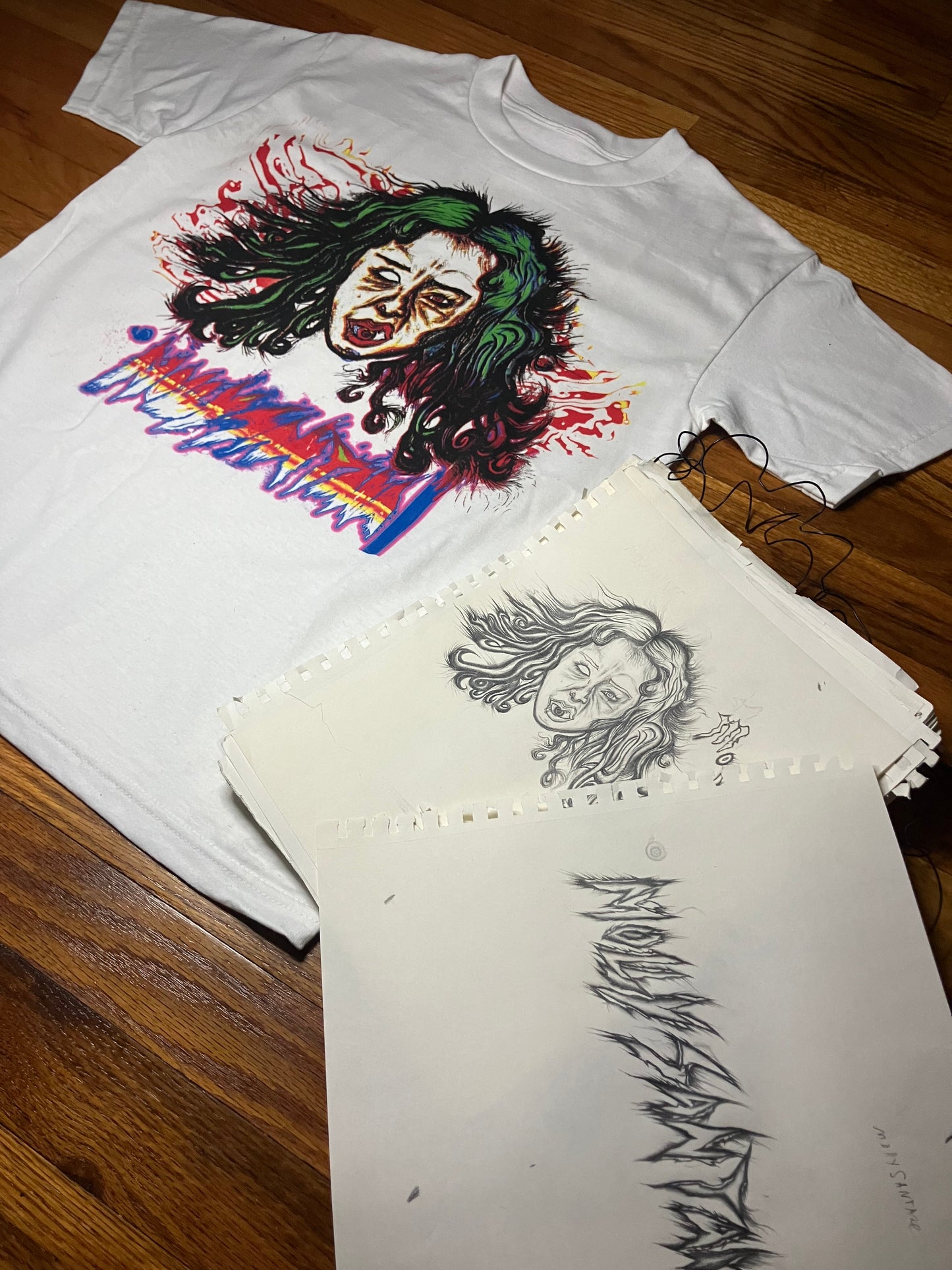 HAND DRAWN MOLLY SANTANA TEE